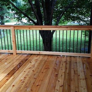 Cedar-deck-with-aluminum-railing-in-Plymouth